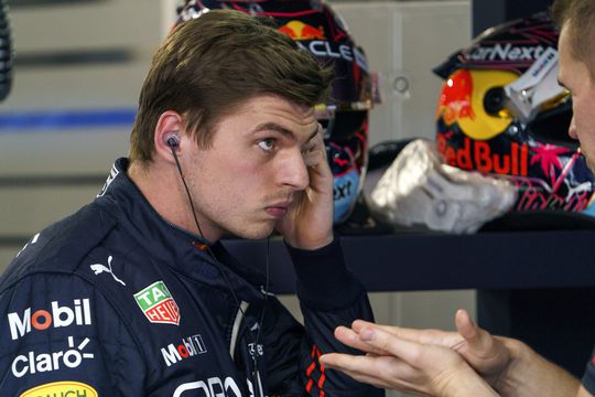 Niets gaat volgens plan bij Max Verstappen op GP Miami: 'Hopelijk is alles voor de kwalificatie in orde'