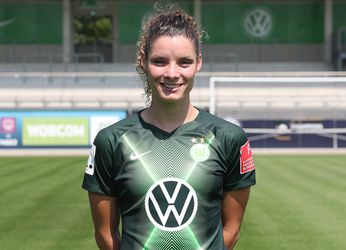 Leeuwin Dominique Bloodworth bij Wolfsburg 'gewoon' met Janssen op haar shirt (foto)