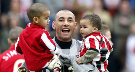 📸 | Heurelho Gomes (met geitensik) is op bezoek bij PSV