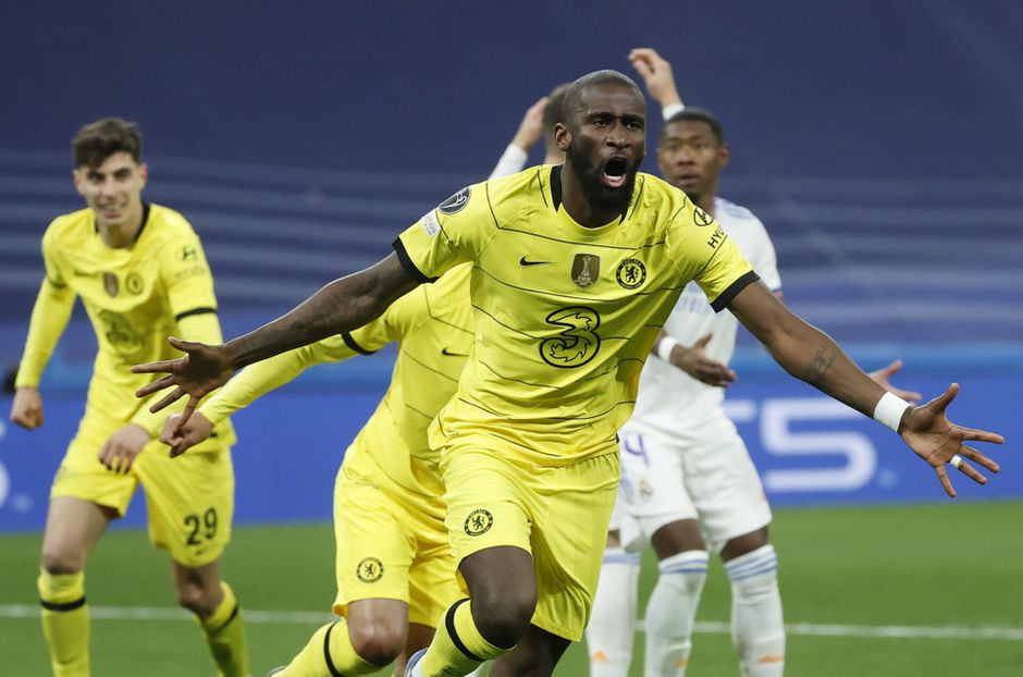 Antonio Rüdiger gepresenteerd bij Real Madrid