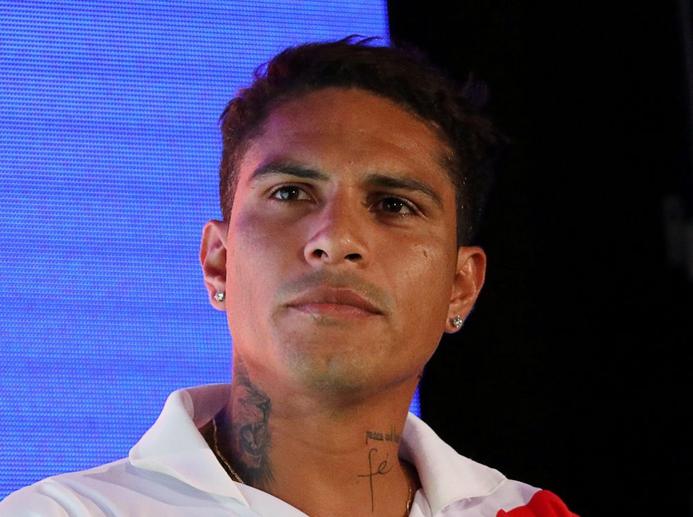 Peru zonder topscorer Guerrero naar WK door verlengde dopingschorsing