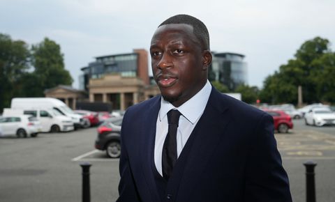 Benjamin Mendy verdedigt zich in verkrachtingszaak: 'Ze zei dat ze mijn penis mooi vond'