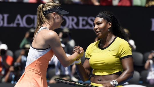 Serena Williams noemt Sjarapova 'moedig'