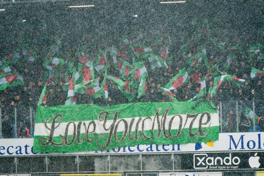 Supporters blijven Feyenoord trouw ondanks record aantal nederlagen