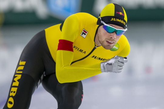 Zo laat beginnen de 500 meter (v) en 10000 meter (m) dinsdag bij het OKT