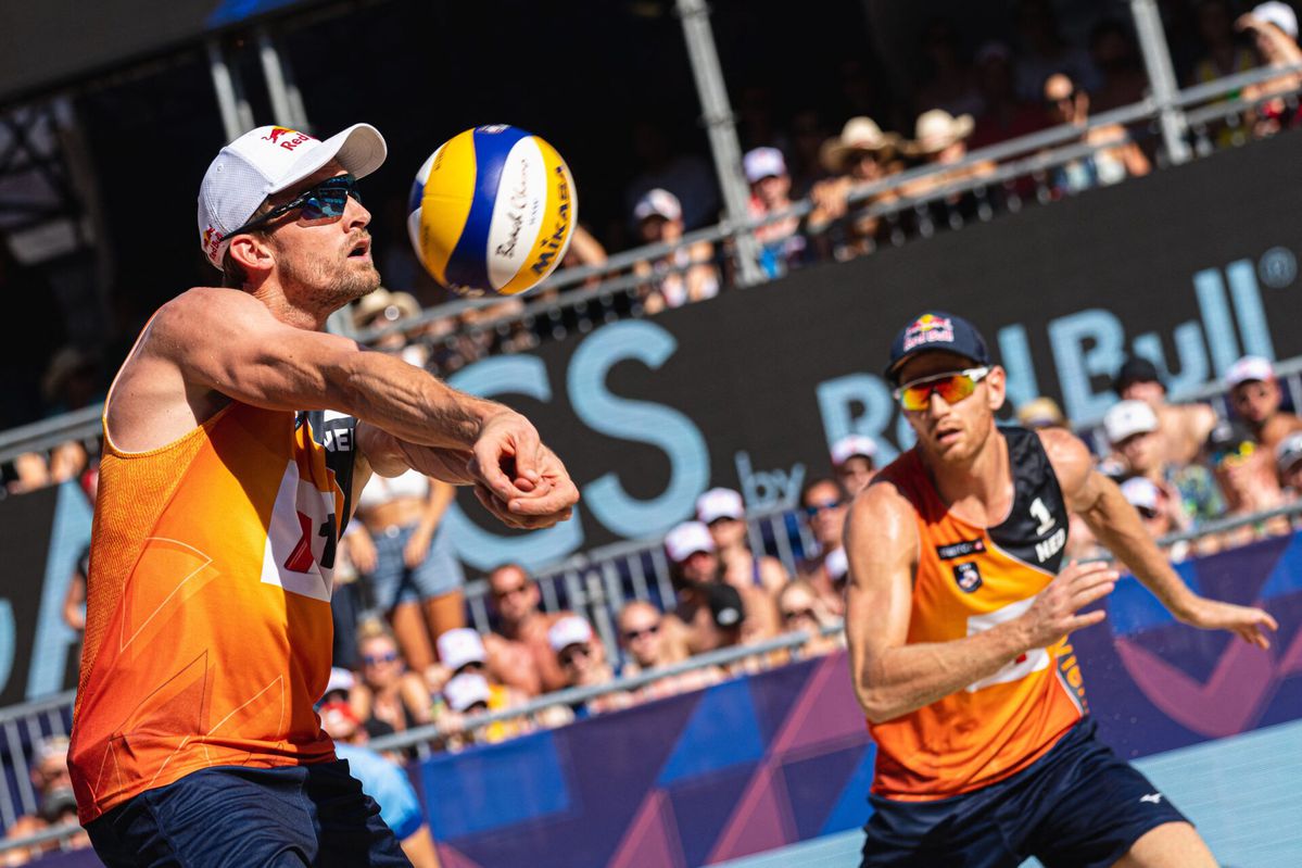 Yes! Beachvolleyballers Brouwer en Meeuwsen naar kwartfinales WK