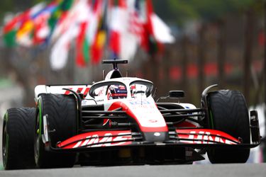 Gestoord! Haas-coureur Kevin Magnussen stunt in Brazilië met P1 in kwalificatie