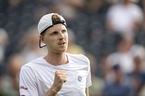 Gijs Brouwer moet nog 1 voorronde overleven voor Wimbledon-debuut