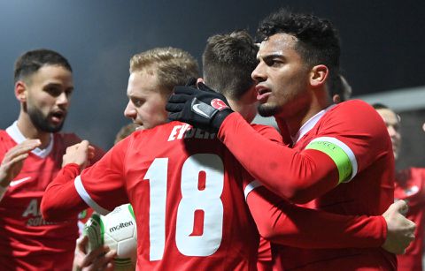 Zo laat kijk je vrijdag naar de loting van de Conference League met AZ, Feyenoord, PSV en Vitesse