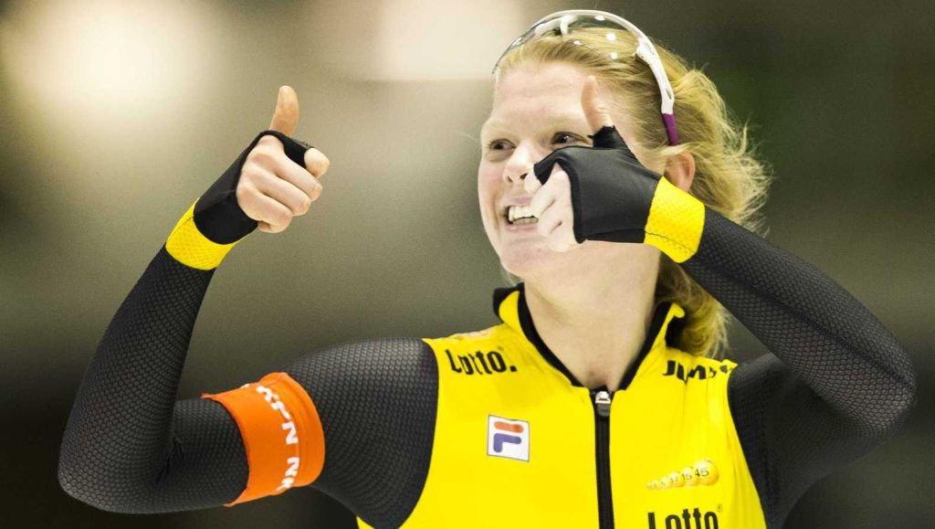 De Neeling geeft iedereen het nakijken op 1000 meter