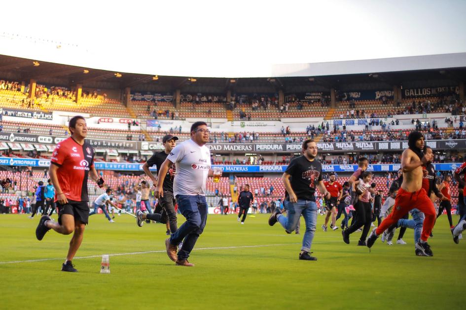 Bloedbad in Mexico: 17 doden bij Querétaro tegen Atlas | Sportnieuws.nl