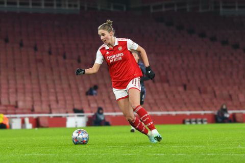 Miedema ziet verbeterpunten voor het Nederlandse vrouwenvoetbal: 'Kijk naar Engeland!'