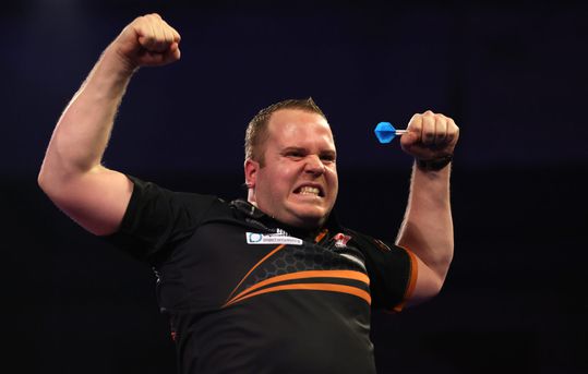 TV-gids: kijk op deze zender naar de World Cup of Darts 2022