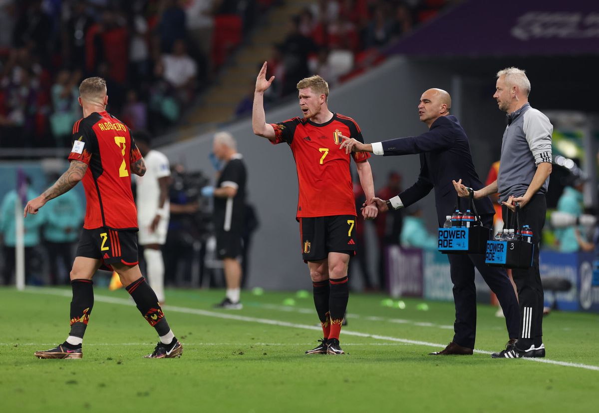 Kevin De Bruyne juicht niet voor goal België en maakt ruzie met Alderweireld: 'Soms lopen emoties hoog op'
