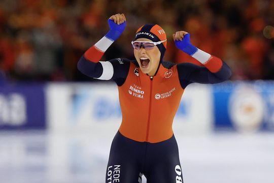 Nederland pakt EK afstanden voor langebaanschaatsers af van Rusland