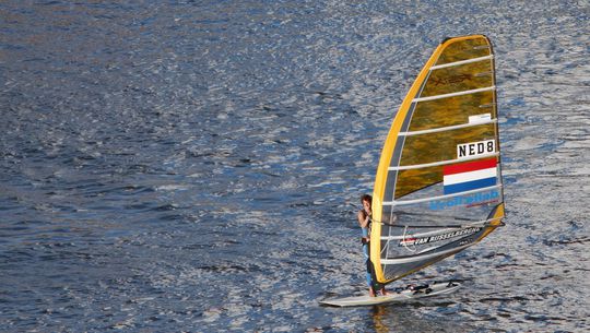 Van Rijsselberghe blijft aan kop in tijdens Delta Lloyd Regatta