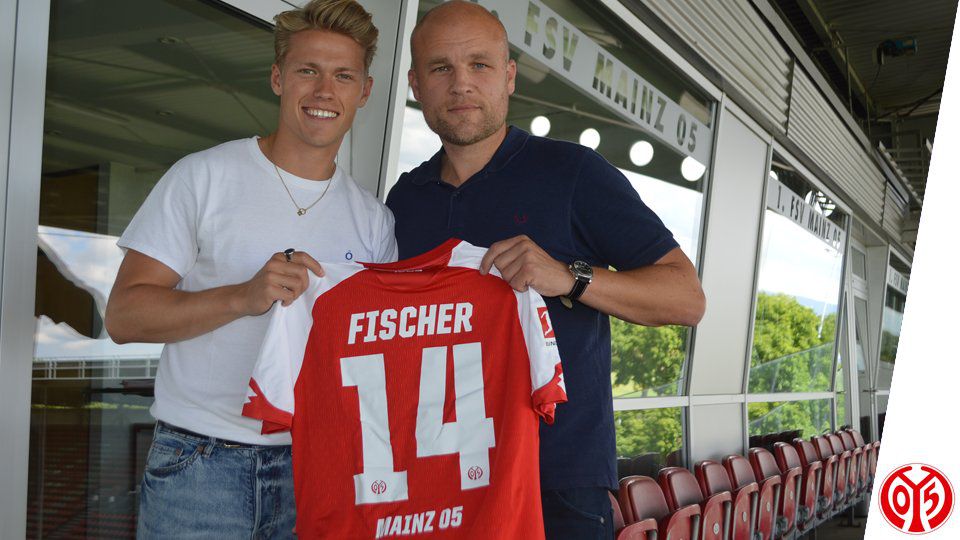 Geflopte Fischer gaat het nu in de Bundesliga proberen