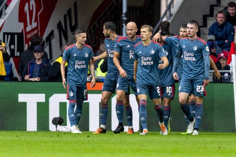 👀 | Feyenoord plaagt PSV op Twitter met juichende Kökçü na de 3-3