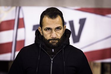 'Trainer Adil Ramzi aast op baan als hoofdcoach PSV'