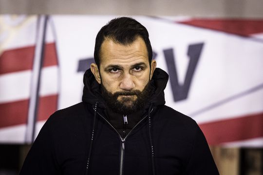 'Trainer Adil Ramzi aast op baan als hoofdcoach PSV'