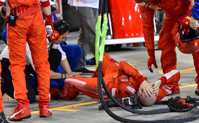 Räikkönen na breken been Ferrari-monteur: 'Ik zie niet wat er achter me gebeurt'