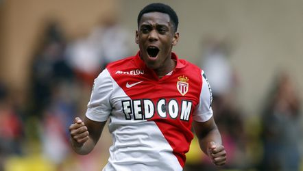 'Voor geld Martial had United Neymar kunnen halen'