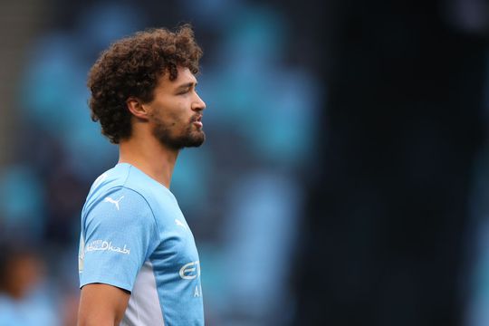 'Feyenoord richt pijlen op Nederlandse verdediger van Manchester City'