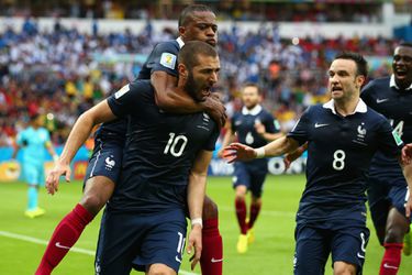 Karim Benzema laat het er maar bij zitten in sekstape-zaak en dokt 75.000 euro