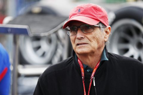 Nelson Piquet naar rechtbank vanwege beschrijving van Hamilton als 'neguinho', miljoenenboete dreigt
