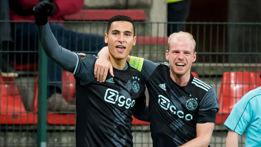 'Lucky' Ajax ontloopt Europese topclubs, AZ moet wel flink aan de bak