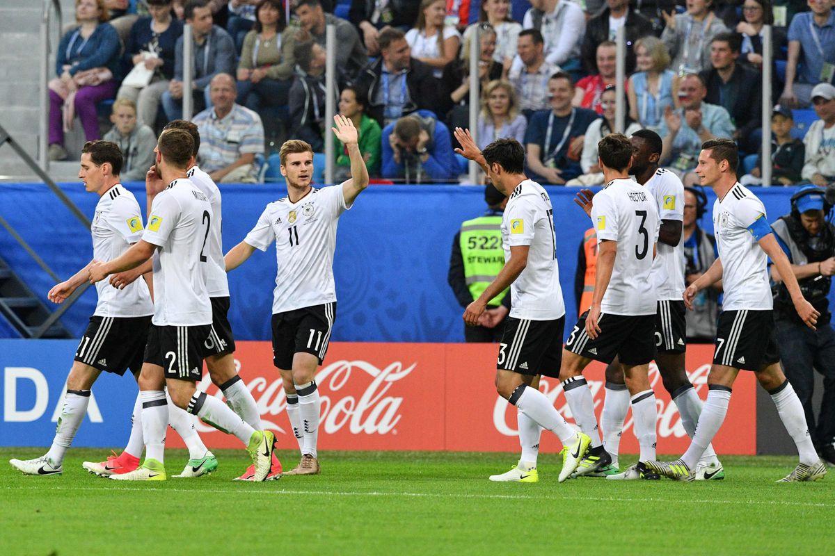 Duitsland met minimaal verschil langs morsend Chili in grillige Confederations-finale