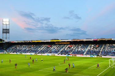 Voetbalclubs overleggen over coronaversoepelingen: komt er een protest met volle stadions?