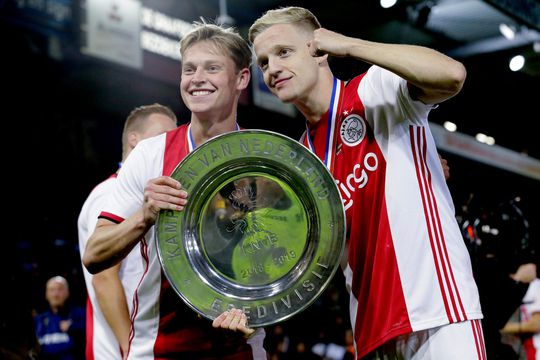 Frenkie de Jong schrijft afscheidsbrief aan Ajax (video)