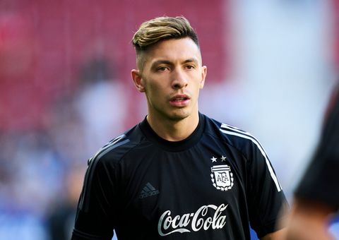 Arsenal brengt bod van 40 miljoen euro uit op Lisandro Martínez