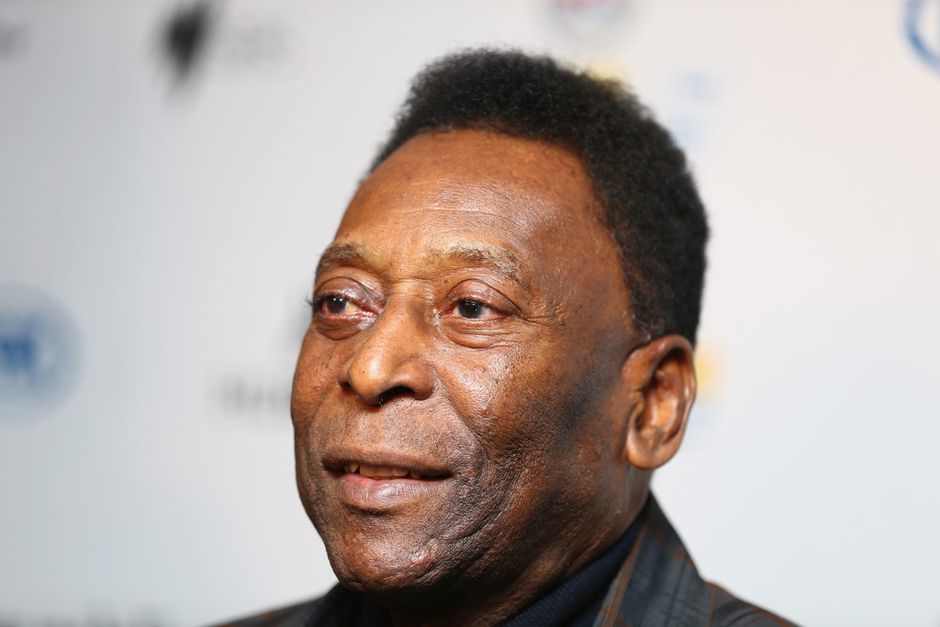 Pelé ontslagen uit het ziekenhuis na problemen met nierstenen