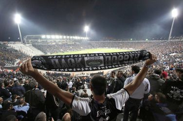 Ajax speelt dinsdag 'officieel' in een heksenketel: stadion PAOK helemaal uitverkocht