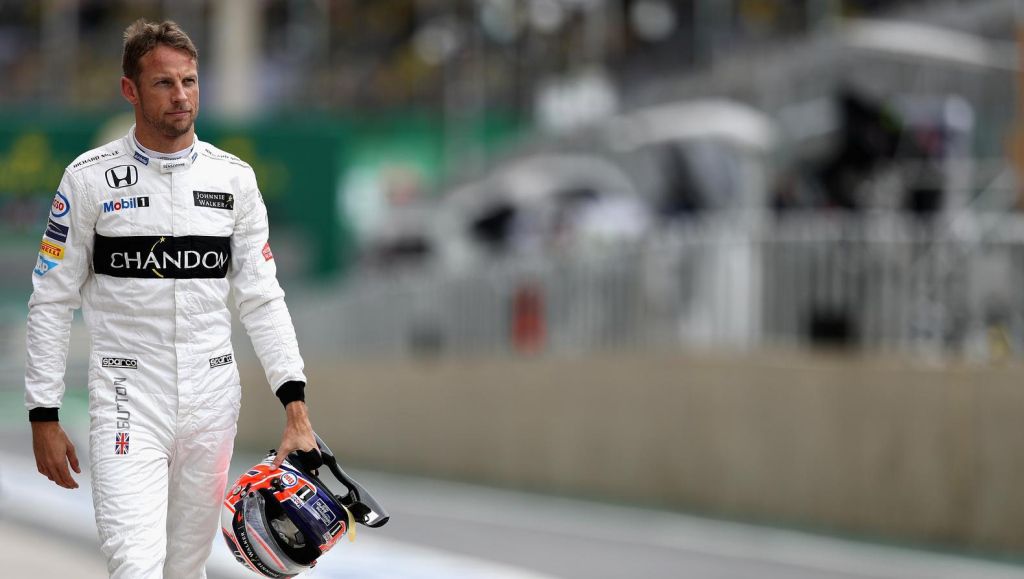 Button zwaait Formule 1 uit met nieuw doel: wereldkampioen triatlon