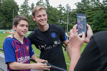 Frenkie de Jong over FC Barcelona en transfergerucht: ‘Altijd mijn droomclub geweest'