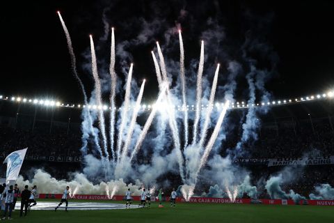 Vuurwerk op en naast het veld! Finale Argentijnse Trofeo de Campeones kleurt 11 keer rood