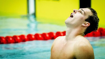 Kortebaanzwemmer Puts zet tweemaal nieuw Nederlands record neer