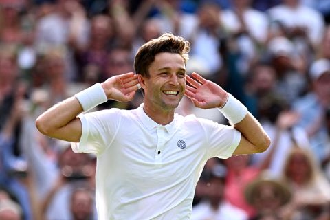 Casper Ruud faalt wederom in ronde 2 op Wimbledon: laag geklasseerde Liam Broady wint 5-setter