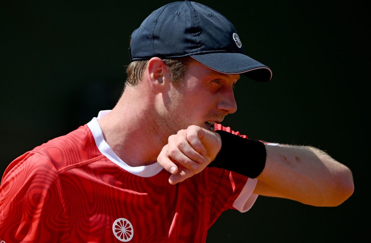 Wimbledon lonkt! Botic van de Zandschulp is weer terug voor grastoernooi op Queen's