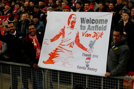 Virgil van Dijk mag nummer '4' dragen bij Liverpool