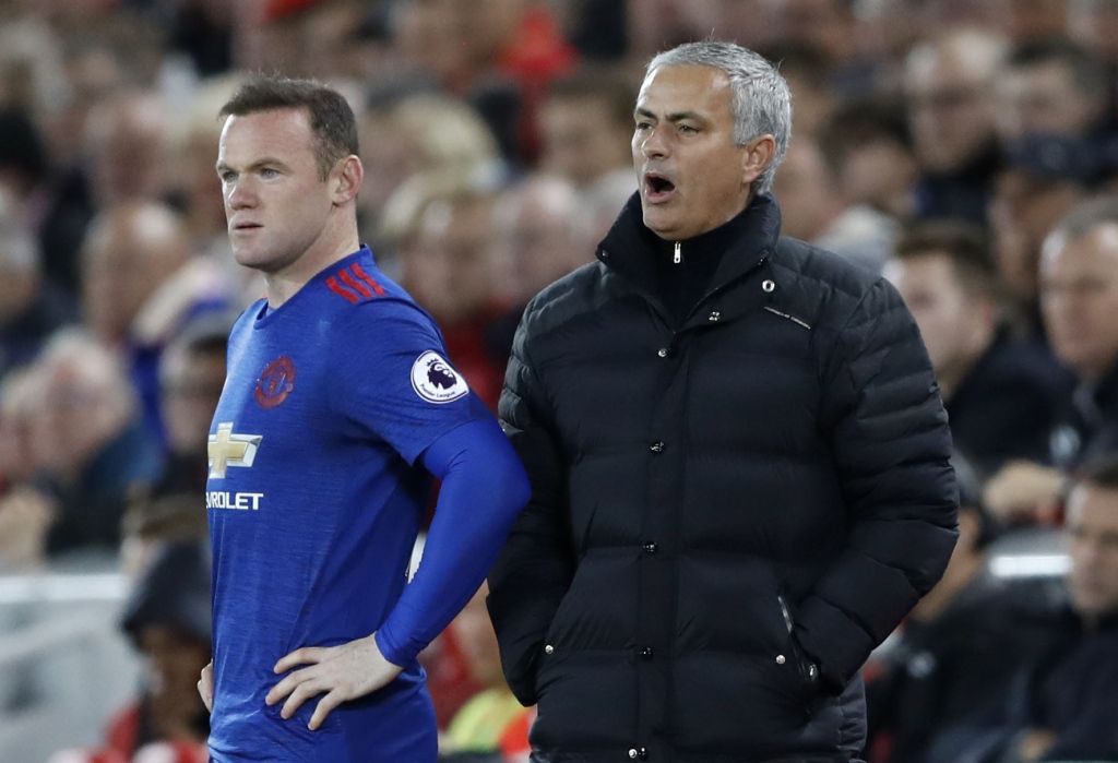 Mourinho over Rooney: 'Ik zal een legende nooit pushen om weg te gaan'