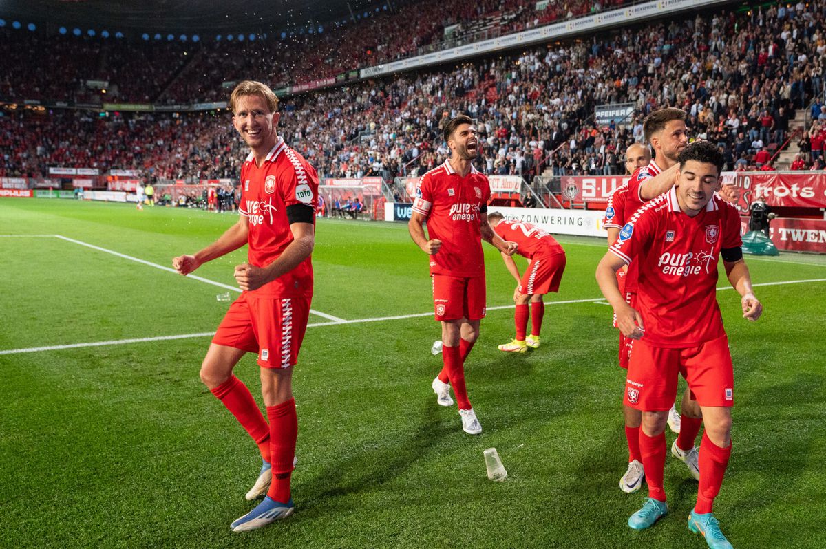 Overzicht Eredivisie: Twente verovert Conference League-ticket, spannende strijd om play-offs
