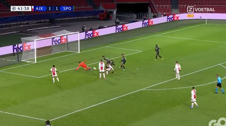 🎥 | 2-1! Door deze Sporting-blunder komt Ajax weer op voorsprong