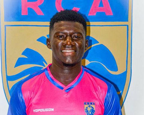 RIP! Ivoriaanse voetballer (21) zakt in elkaar tijdens wedstrijd en overlijdt