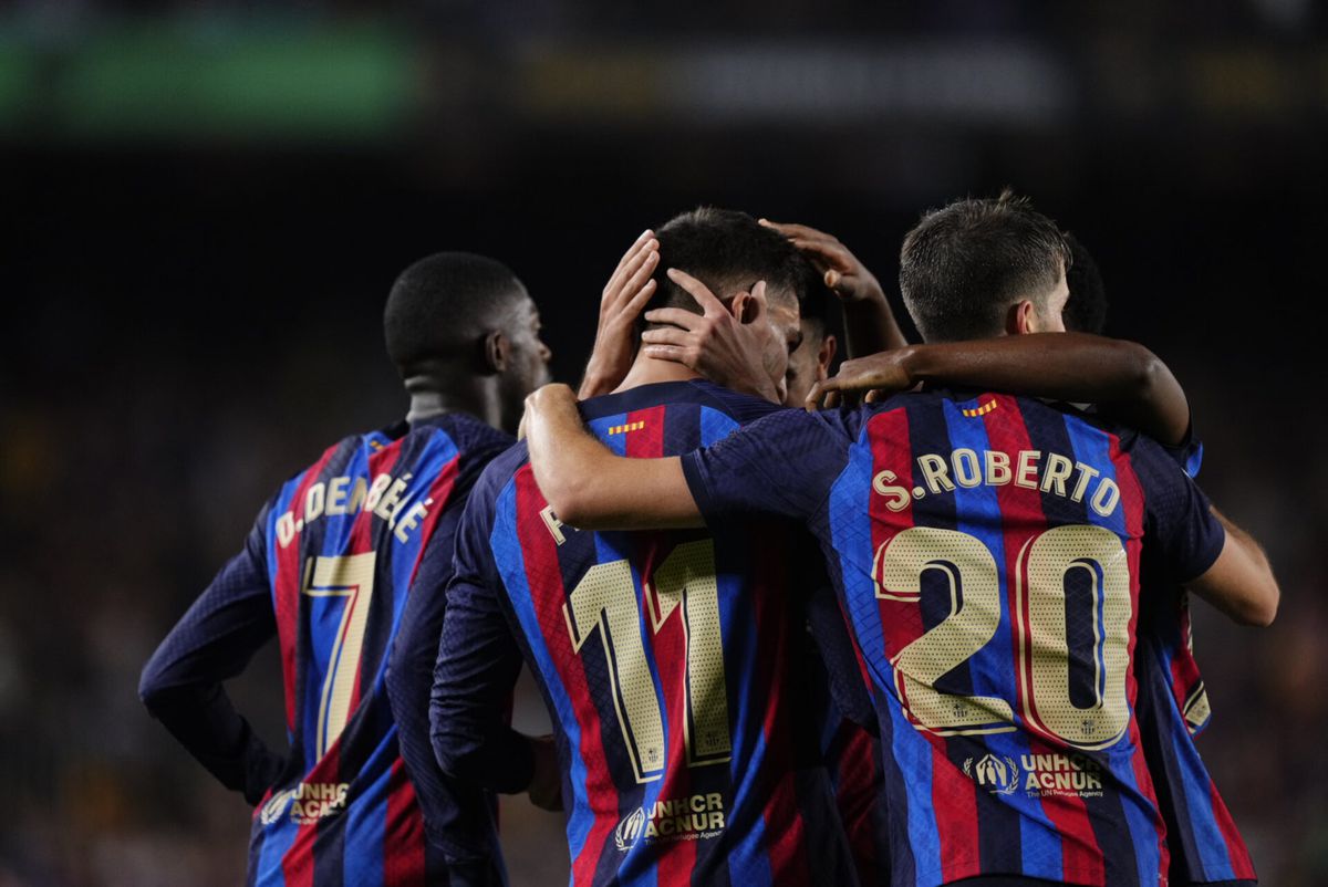 FC Barcelona wint met speels gemak van Athletic Club