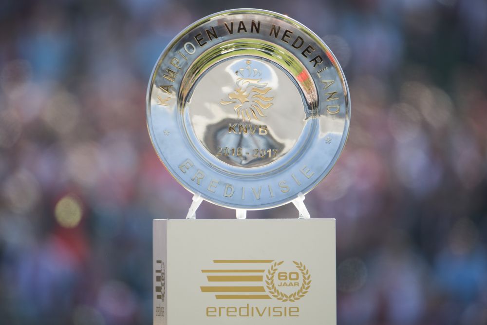 De Eredivisie blijft bestaan uit 18 clubs