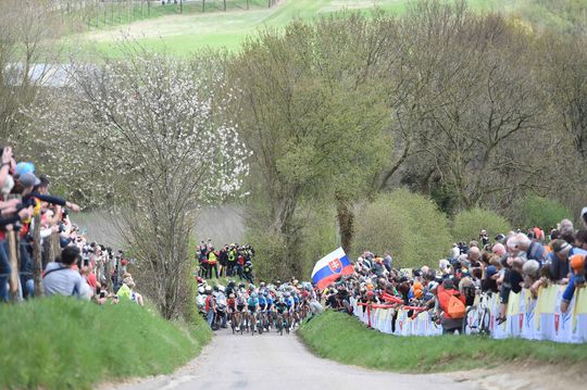 Onverharde wegen in Amstel Gold Race? 'Alles hangt af van renners en ploegen'